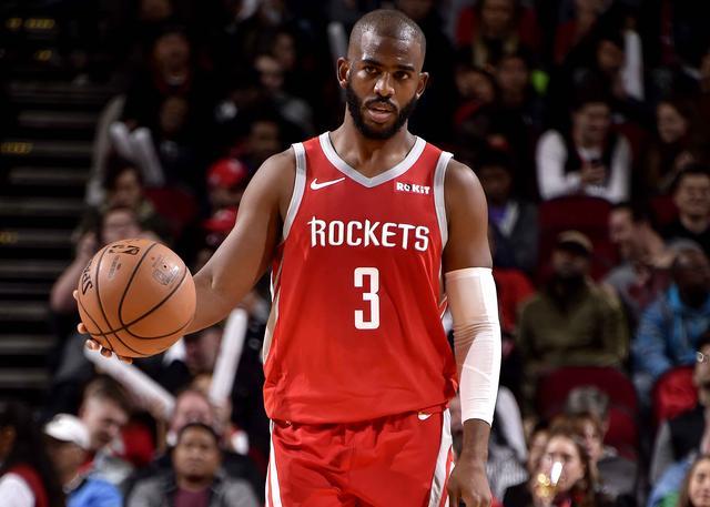 足坛崭露头 足坛崭露头